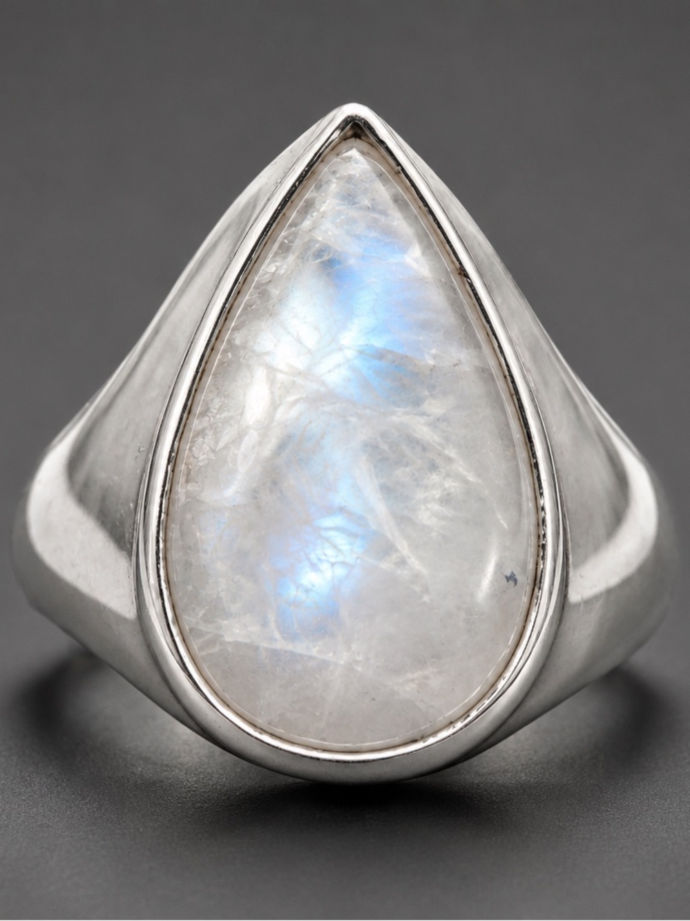 Vintage style 925 Sterling Silver Teardrop Genuine Moonstone Ring size 8.5🌙🖤